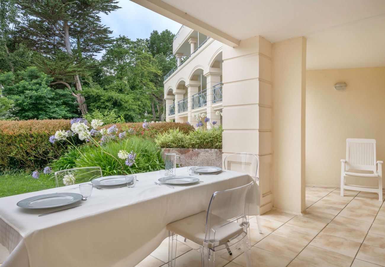 Apartment in La Baule-Escoublac - Flat in residence with swimming pool for 6