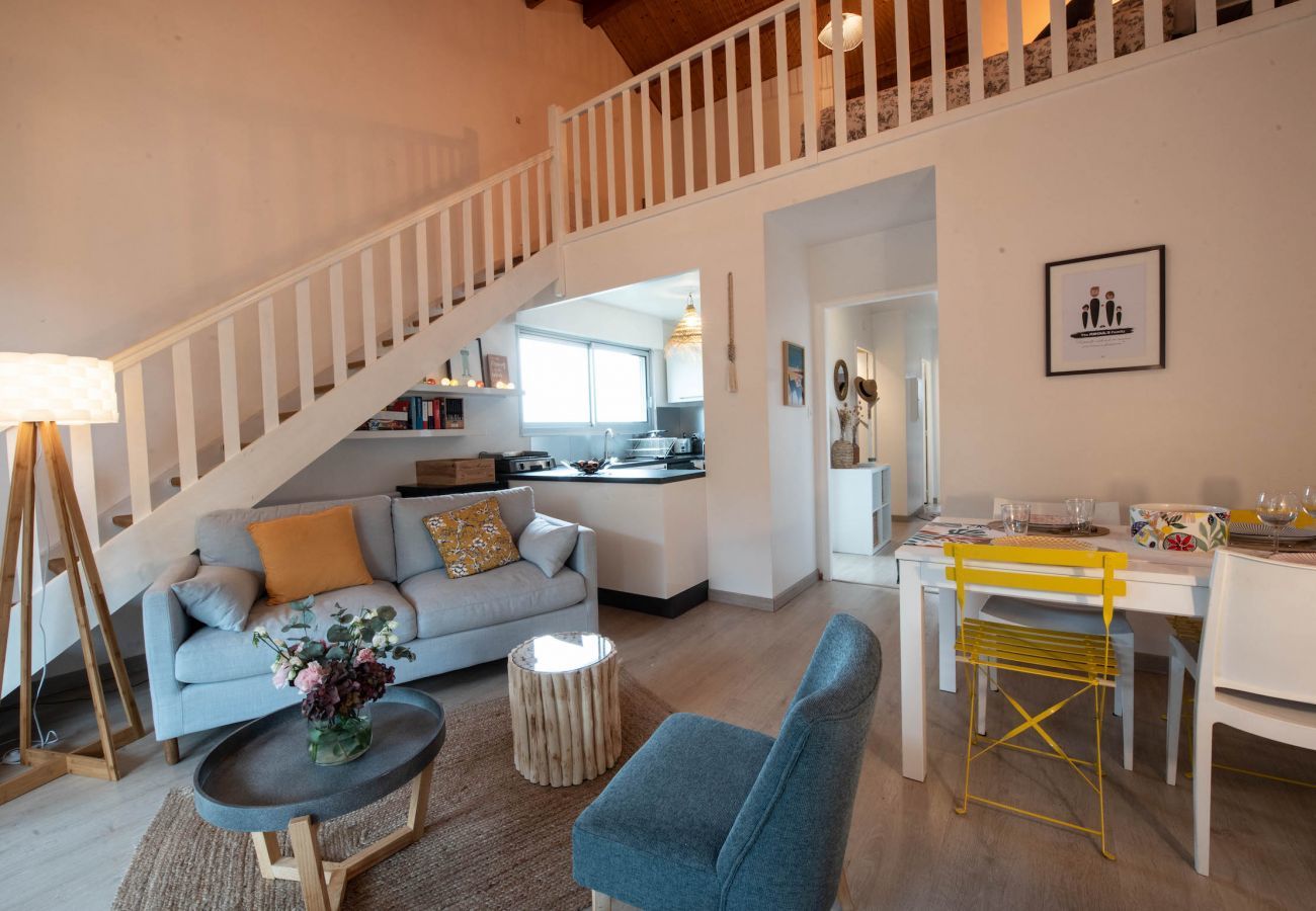 Apartment in Saint-Gilles-Croix-de-Vie - Charming flat for 4, 300m from the beach