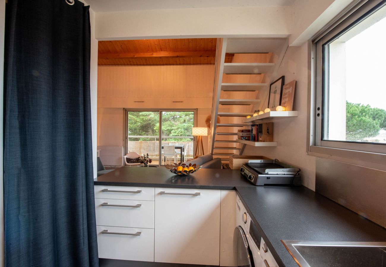 Apartment in Saint-Gilles-Croix-de-Vie - Charming flat for 4, 300m from the beach