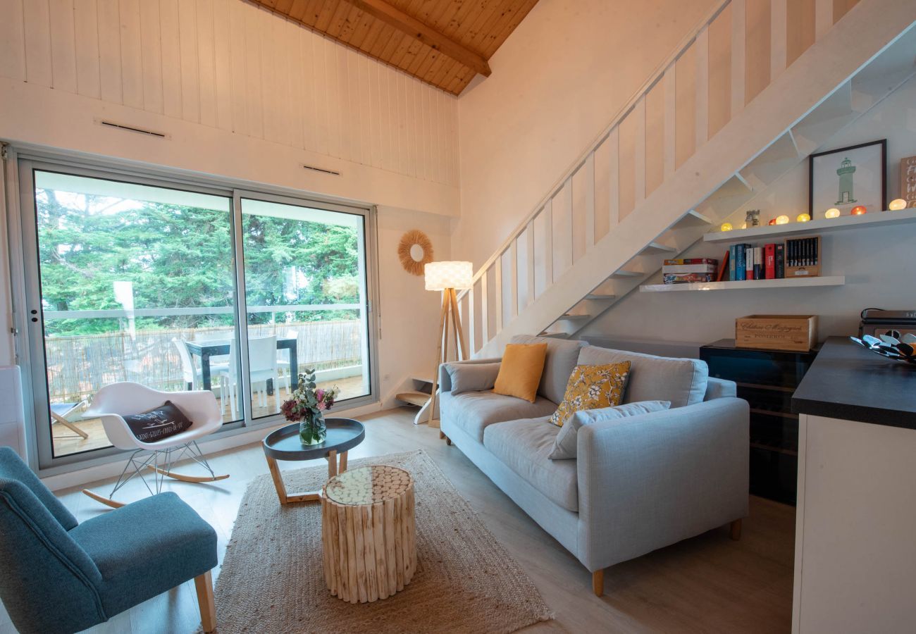 Apartment in Saint-Gilles-Croix-de-Vie - Charming flat for 4, 300m from the beach