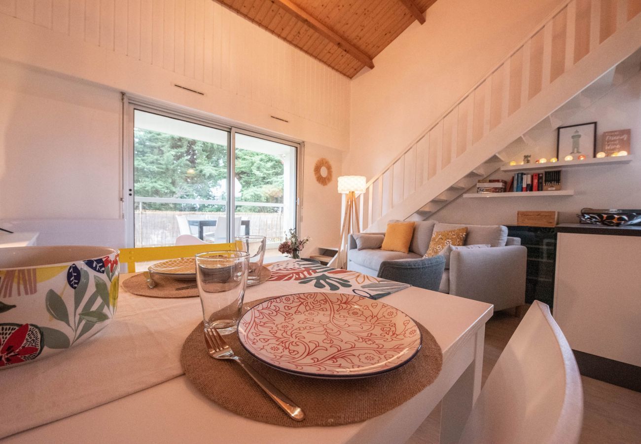 Apartment in Saint-Gilles-Croix-de-Vie - Charming flat for 4, 300m from the beach