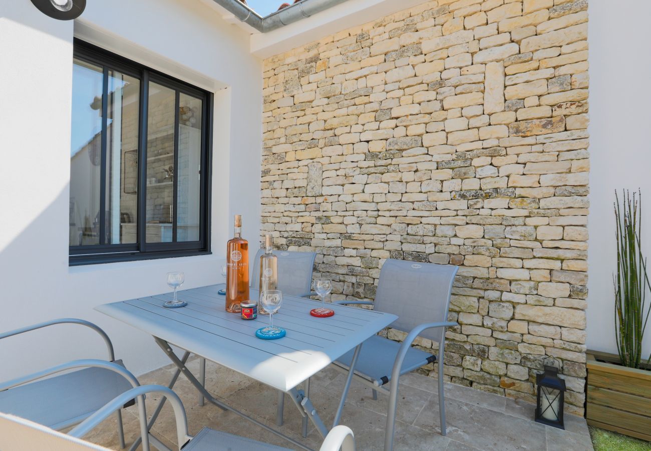 House in Saint-Martin-de-Ré - 550m from the beach, house for 4 