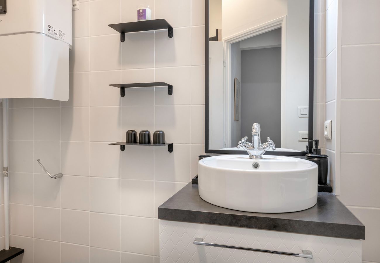 Apartment in Nantes - Charming flat near Place Graslin