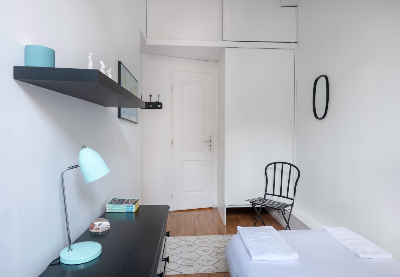 Apartment in Nantes - Charming flat near Place Graslin