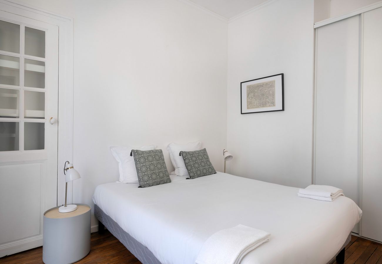 Apartment in Nantes - Charming flat near Place Graslin