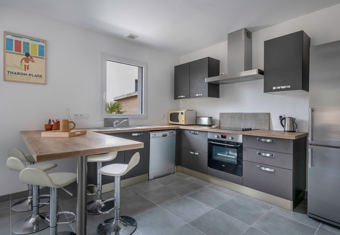 House in Saint-Michel-Chef-Chef - House by the sea - 15m from the beach