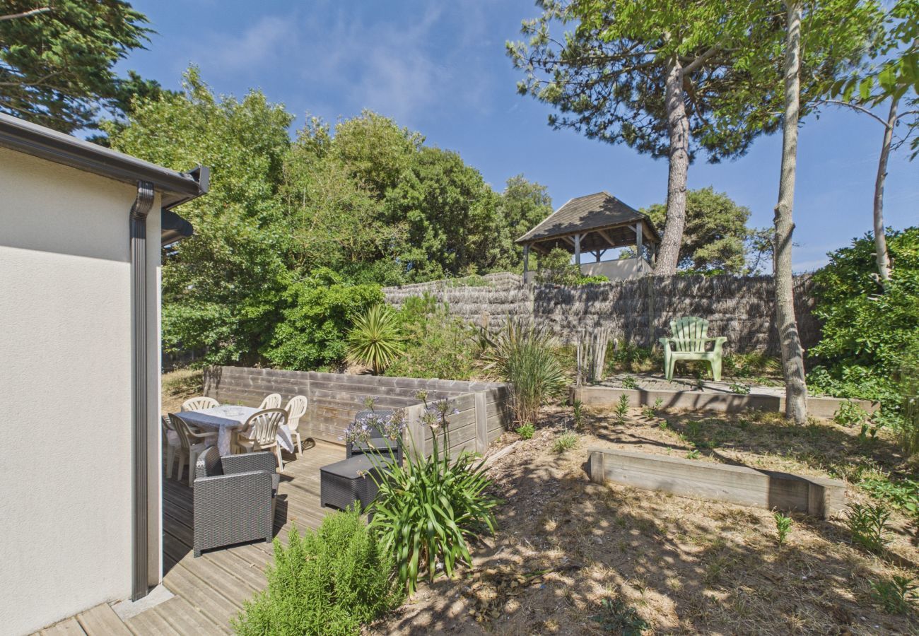 House in Saint-Michel-Chef-Chef - House by the sea - 15m from the beach