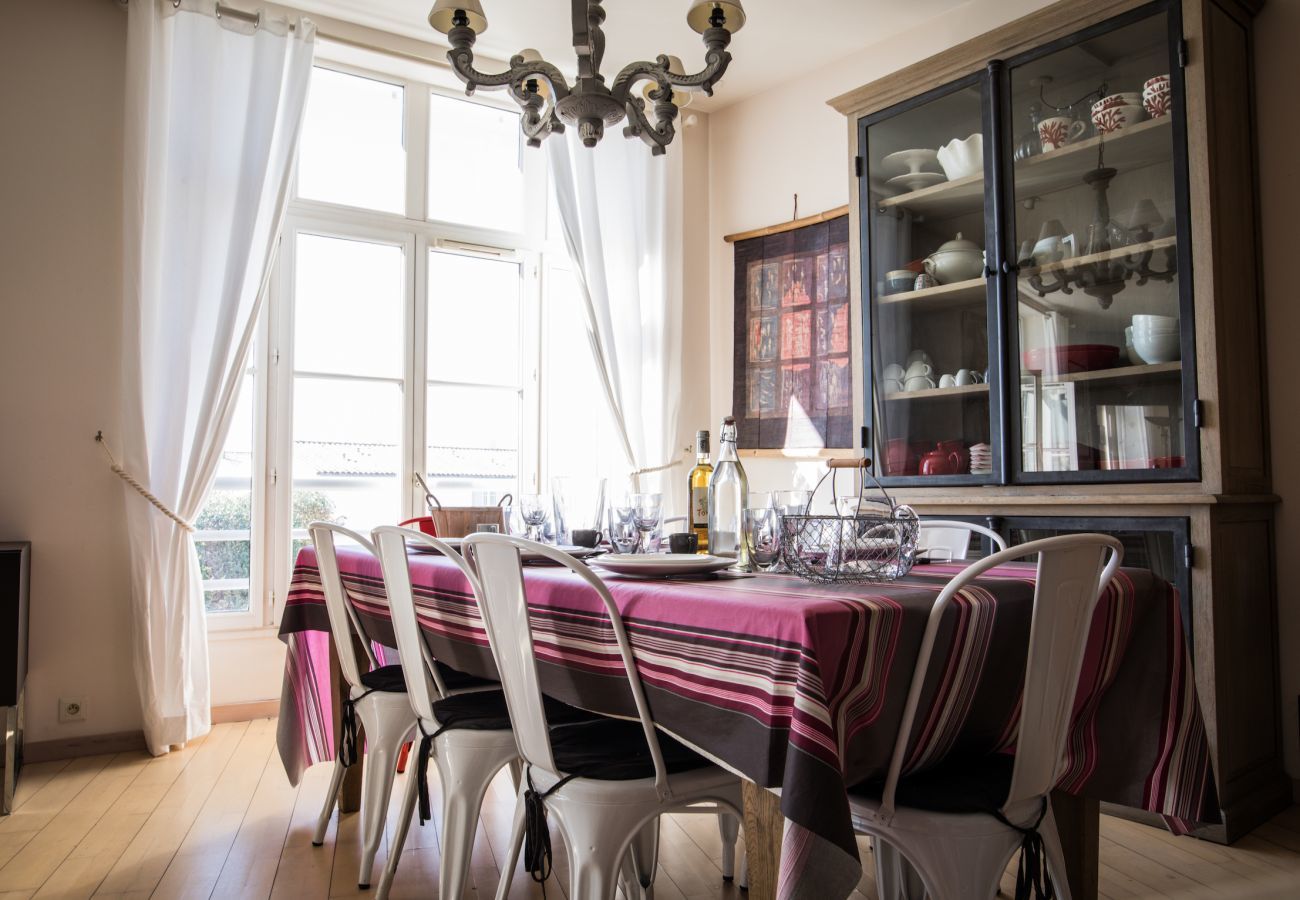 House in Saint-Martin-de-Ré - Flat 3* with terrace overlooking St Martin de Ré