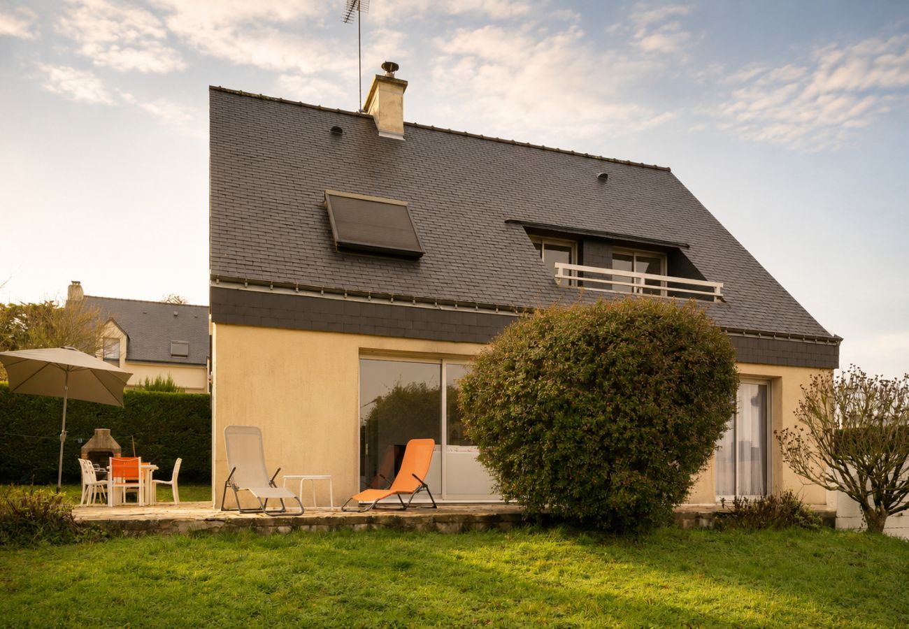 House in Sarzeau - 400m from the beach in Sarzeau house for 6