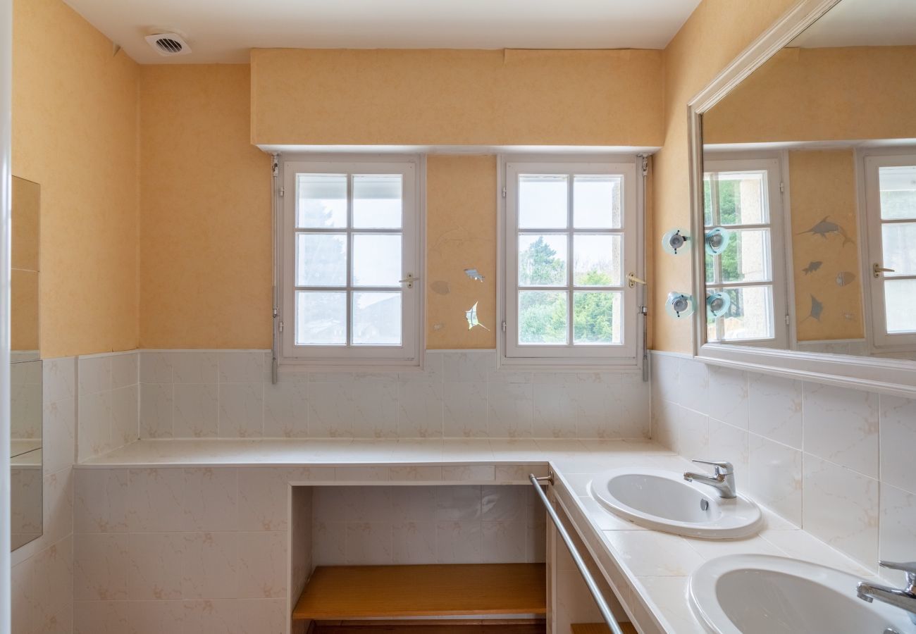 House in Planguenoual - Large family house at 230m from the beach!