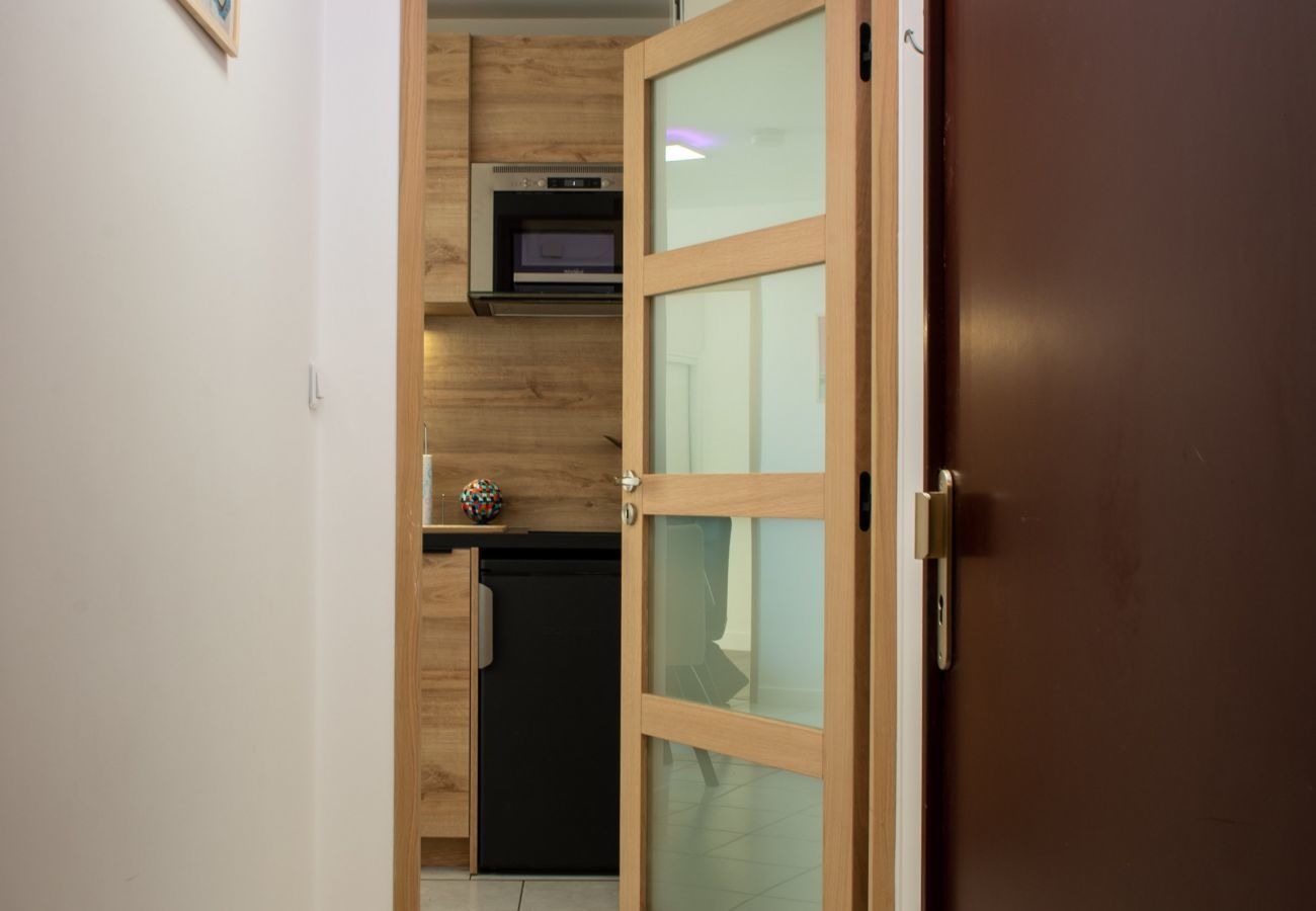 Apartment in Les Sables-d´Olonne - Seaview ! Flat for 4