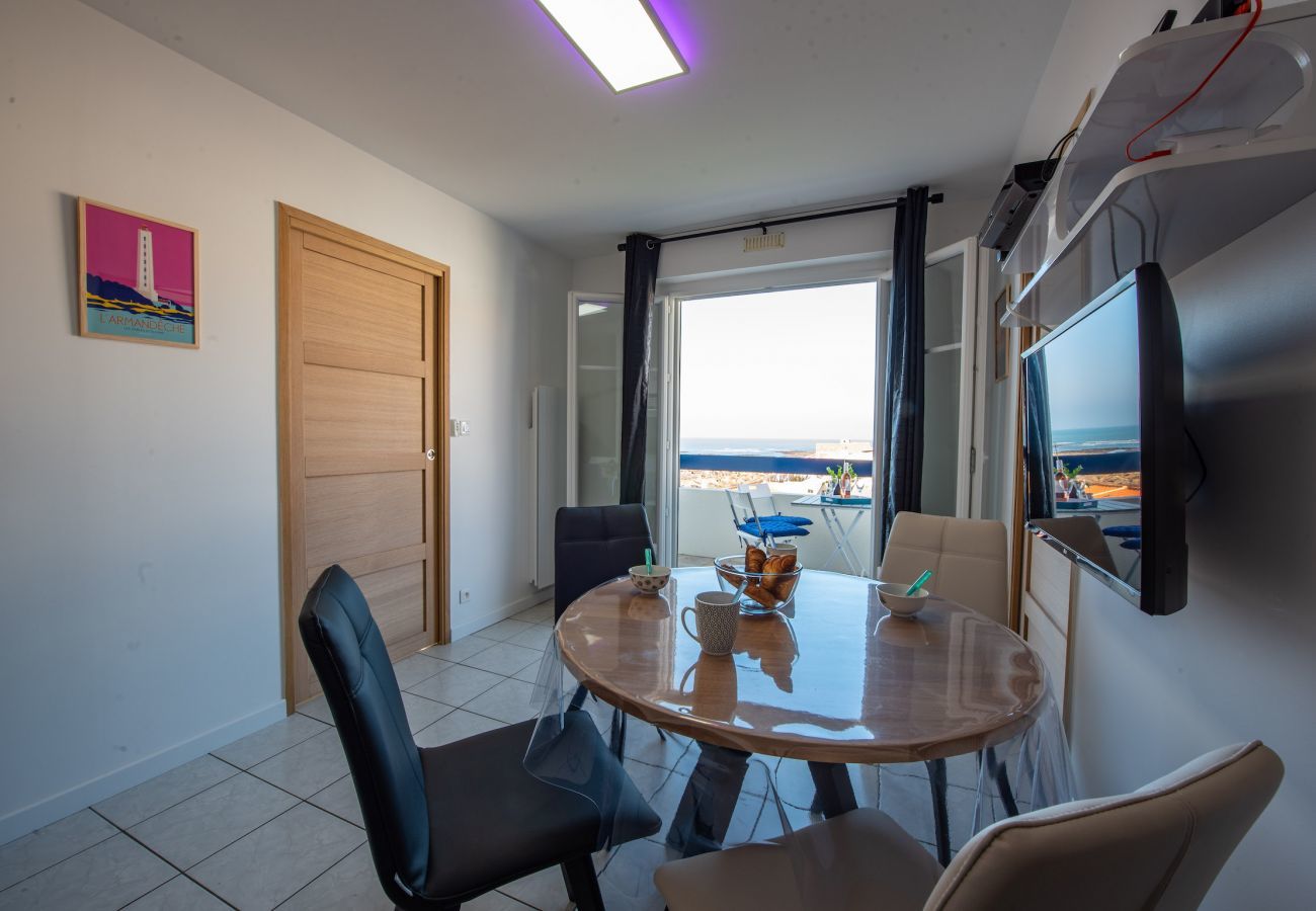 Apartment in Les Sables-d´Olonne - Seaview ! Flat for 4