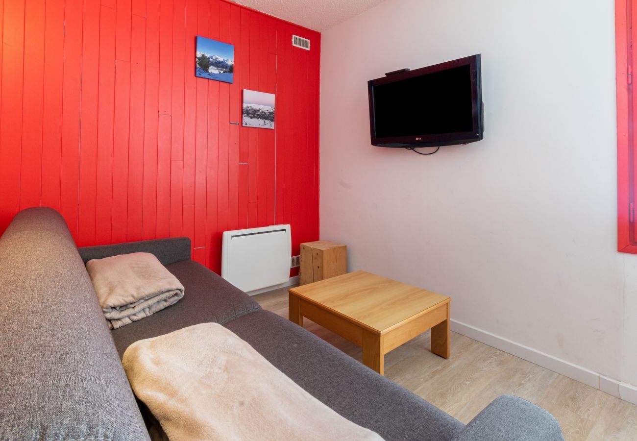 Apartment in Adervielle-Pouchergues - 280m from the slopes, flat for 6