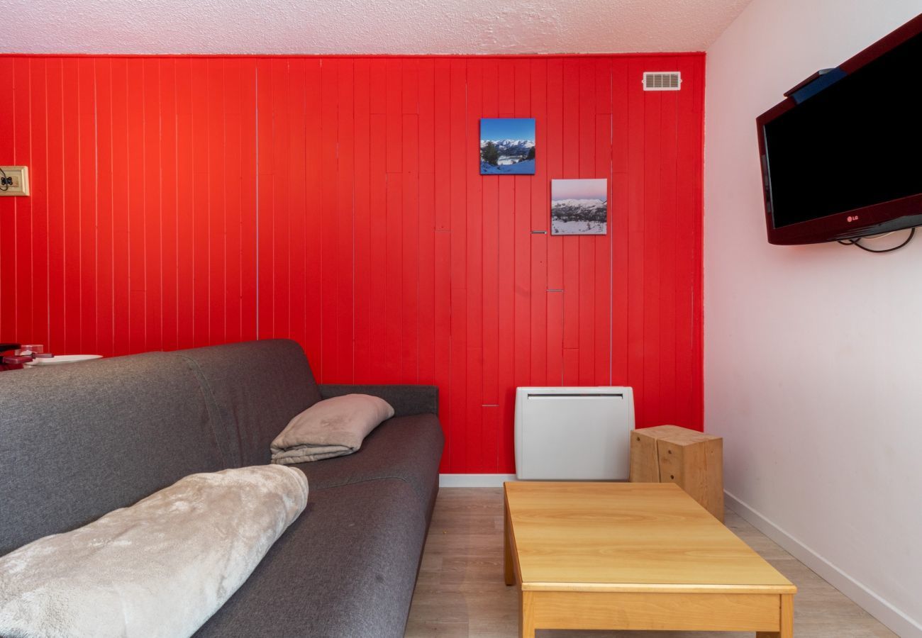 Apartment in Adervielle-Pouchergues - 280m from the slopes, flat for 6