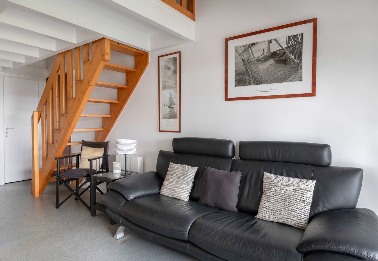 Apartment in Saint-Gildas-de-Rhuys - 300m from the beach, 2 adults - 2 children