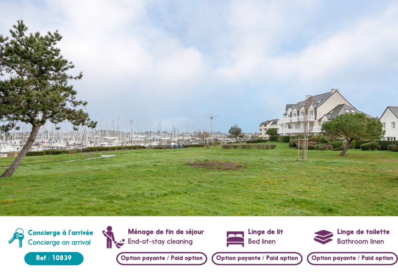 House in Arzon - Facing the marina, beautiful house for 6, Pool