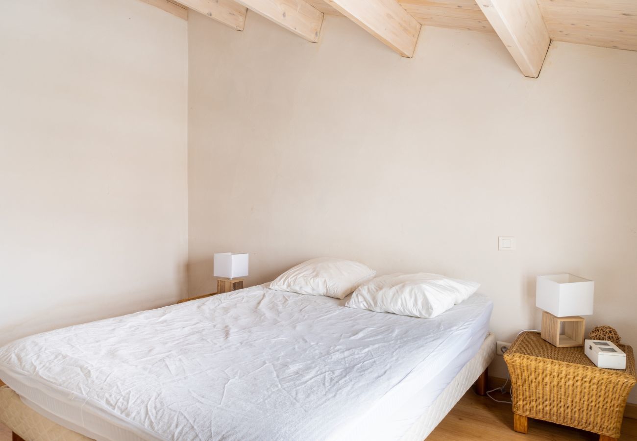 House in L'Epine - House for 6 - Pool - 750m from the beach