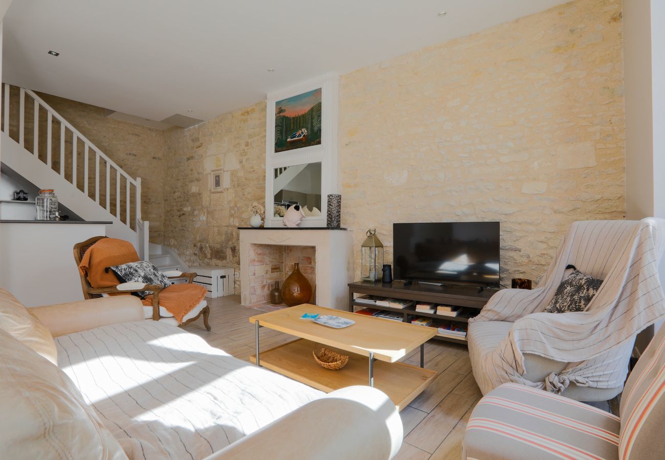 House in Saint-Martin-de-Ré - Duplex with courtyard - 500 m from the port