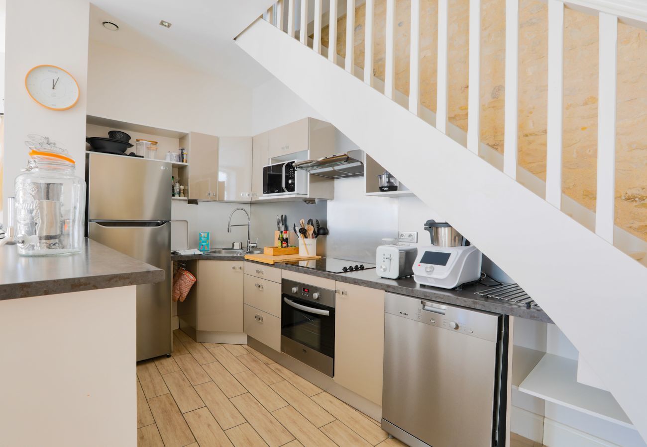 House in Saint-Martin-de-Ré - Duplex with courtyard - 500 m from the port