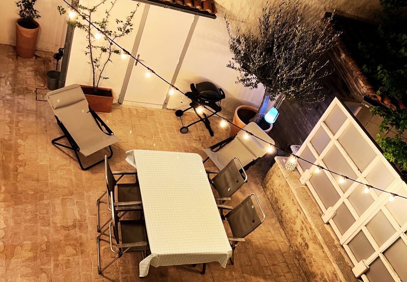 House in Saint-Martin-de-Ré - Duplex with courtyard - 500 m from the port