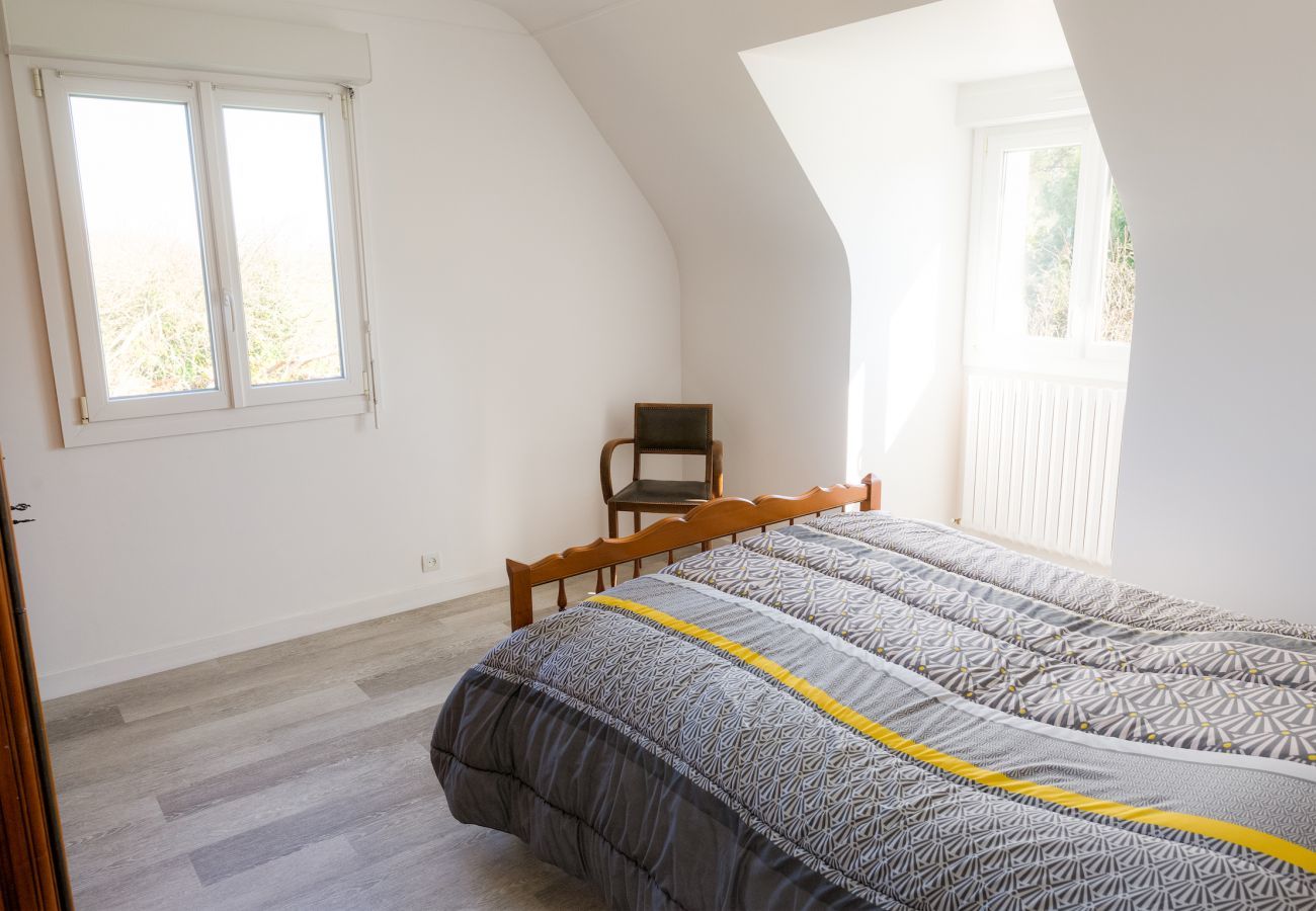 House in Plobannalec-Lesconil - Nice house for 10 with garden