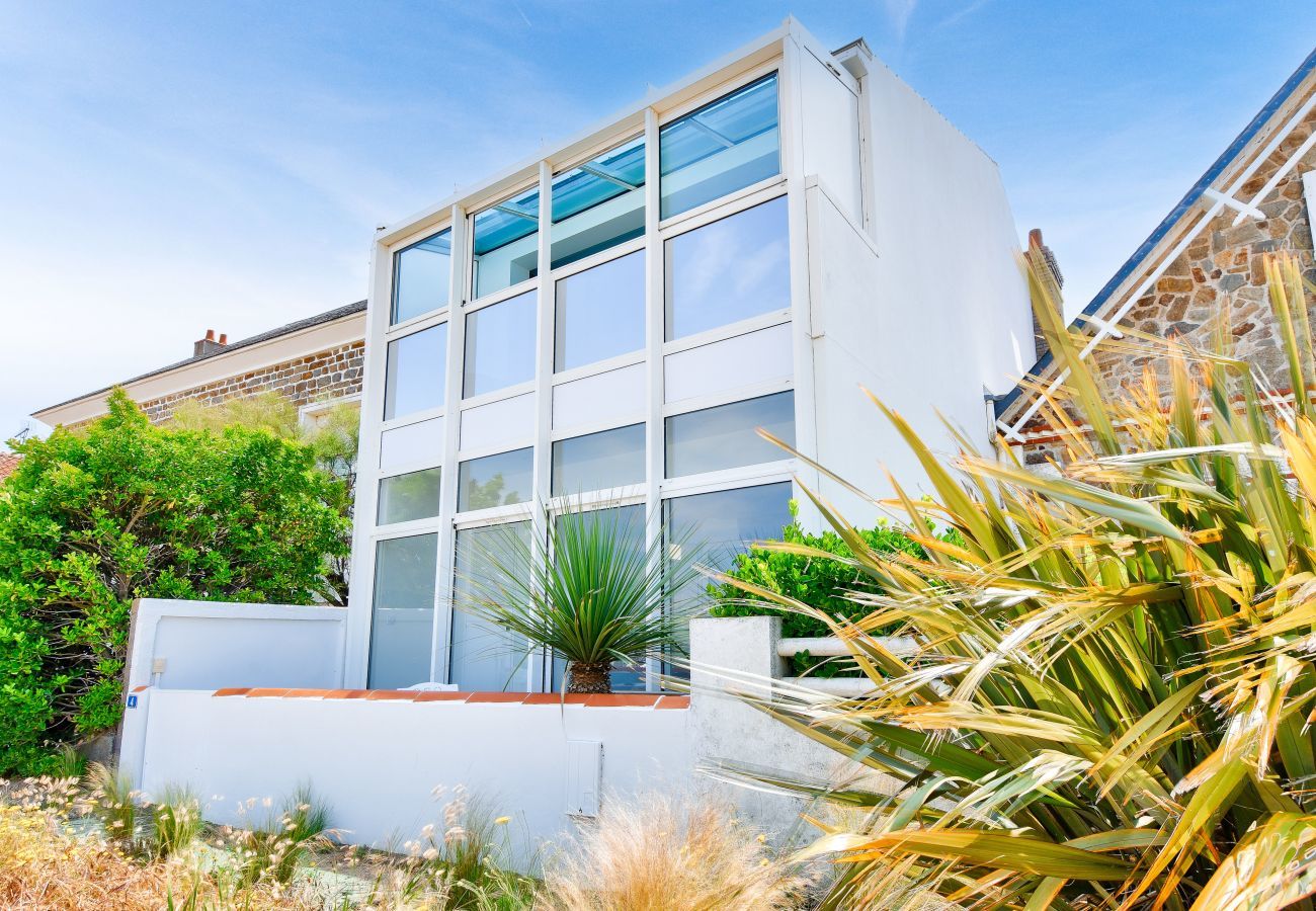 Apartment in La Barre-de-Monts - Sea view - Stay just a stone's throw from the beach