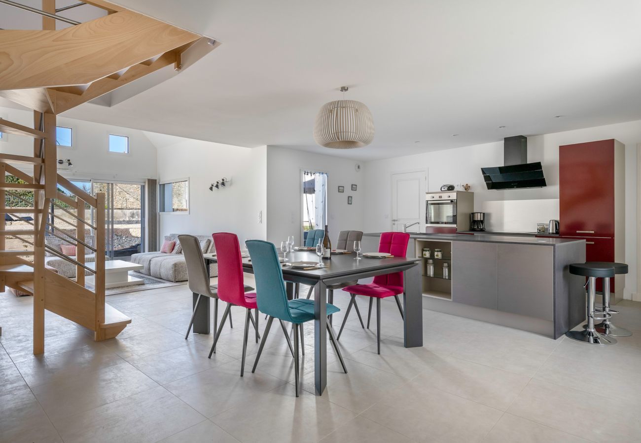 House in Saint-Armel - Large house for 8 people in St Armel