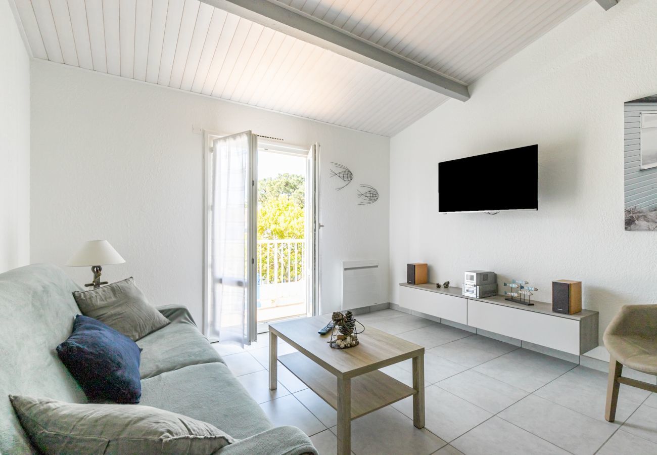 Apartment in La Guérinière - Flat for 4 - 450m Plage des Sables d'Or