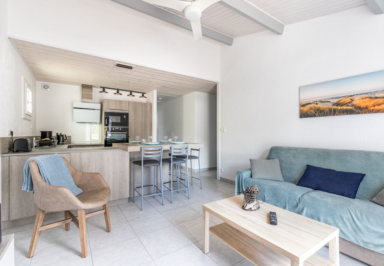 Apartment in La Guérinière - Flat for 4 - 450m Plage des Sables d'Or