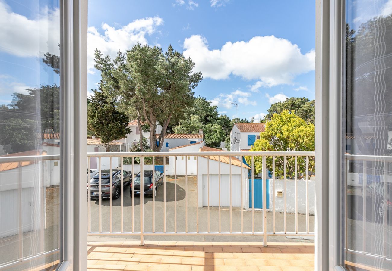 Apartment in La Guérinière - Flat for 4 - 450m Plage des Sables d'Or
