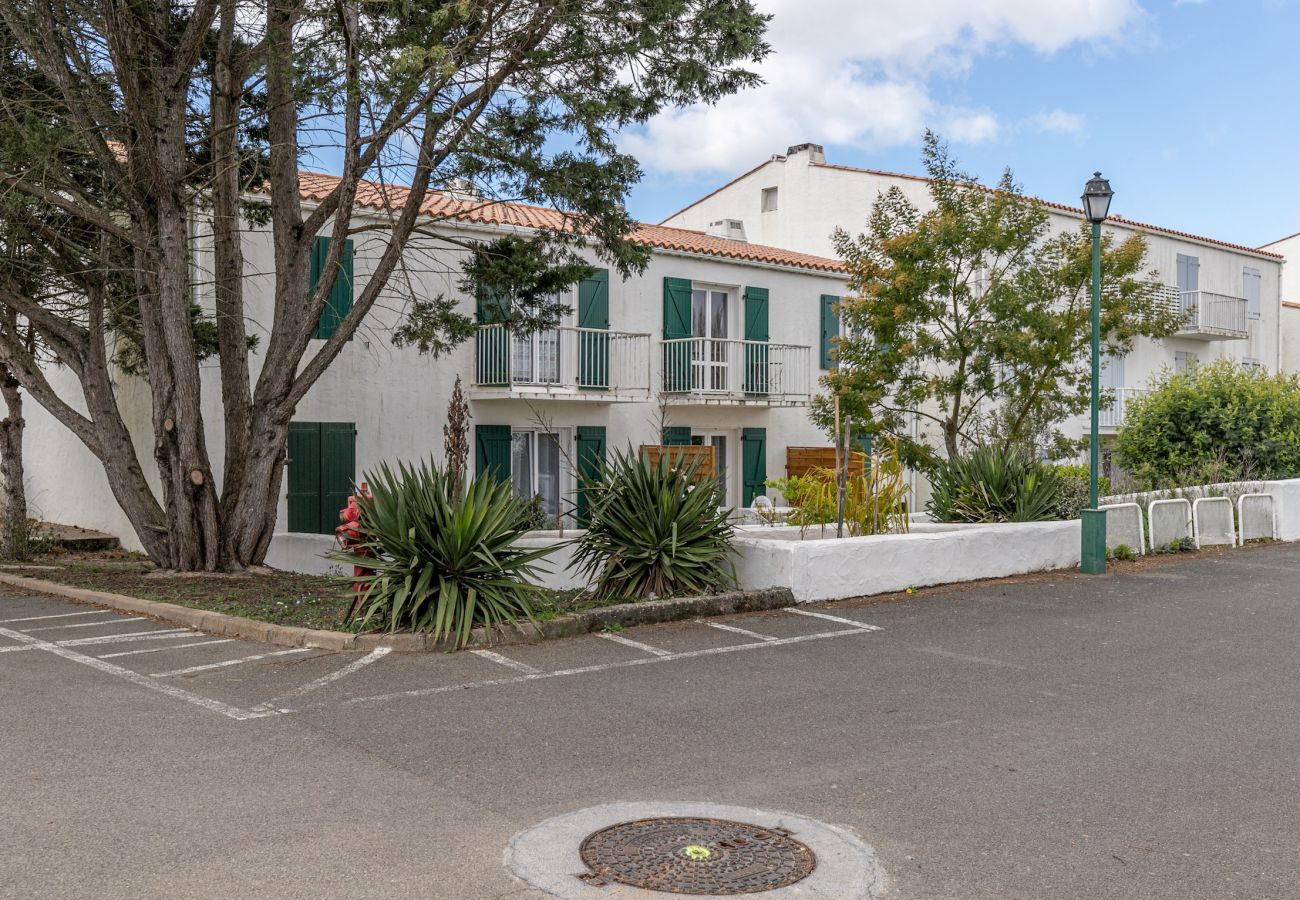 Apartment in La Guérinière - Flat for 4 - 450m Plage des Sables d'Or