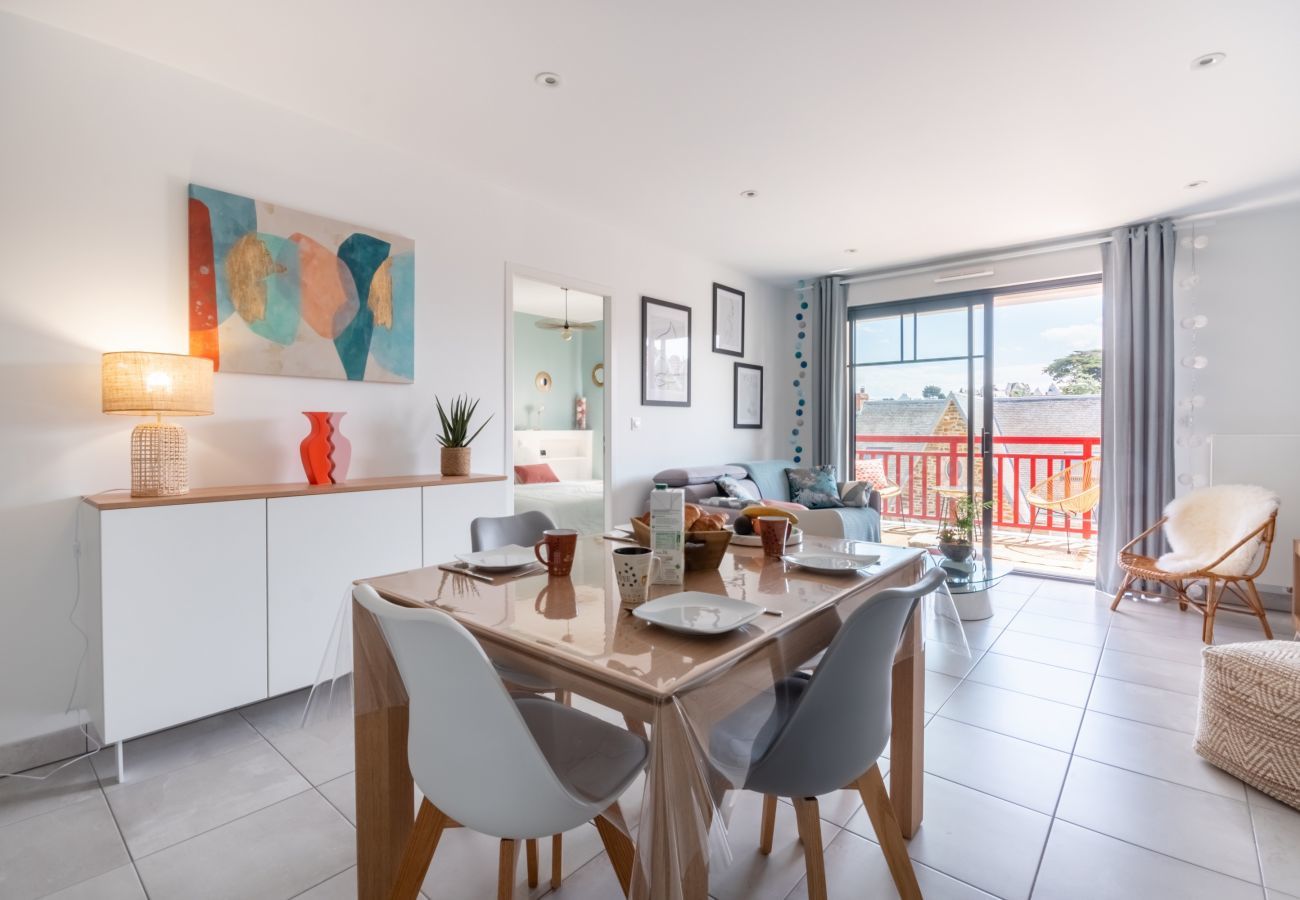 Apartment in Pléneuf-Val-André - Modern flat for 4 within walking distance of the beach