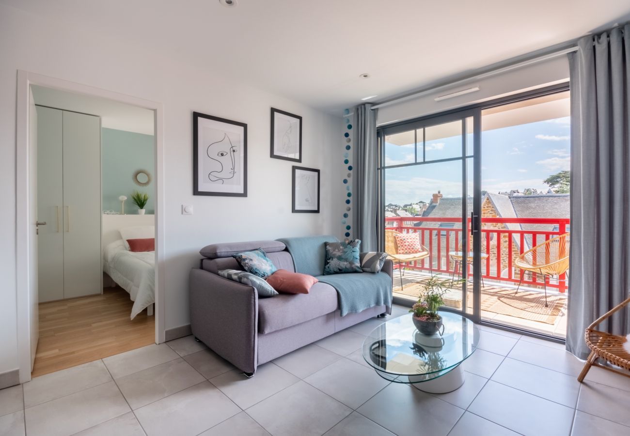 Apartment in Pléneuf-Val-André - Modern flat for 4 within walking distance of the beach