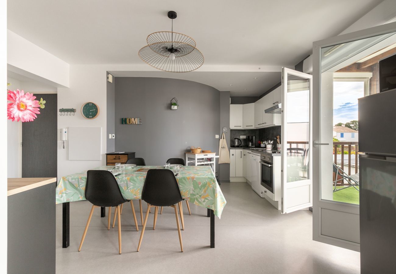 Apartment in Saint-Gilles-Croix-de-Vie - Saint Gilles - Flat 4 people - 600m from the quays