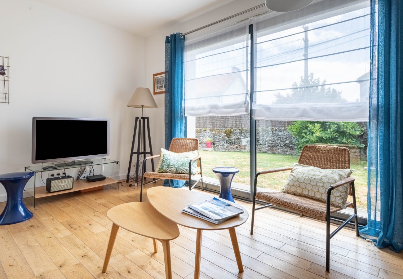 House in Nantes - Beautiful, contemporary family home with pool