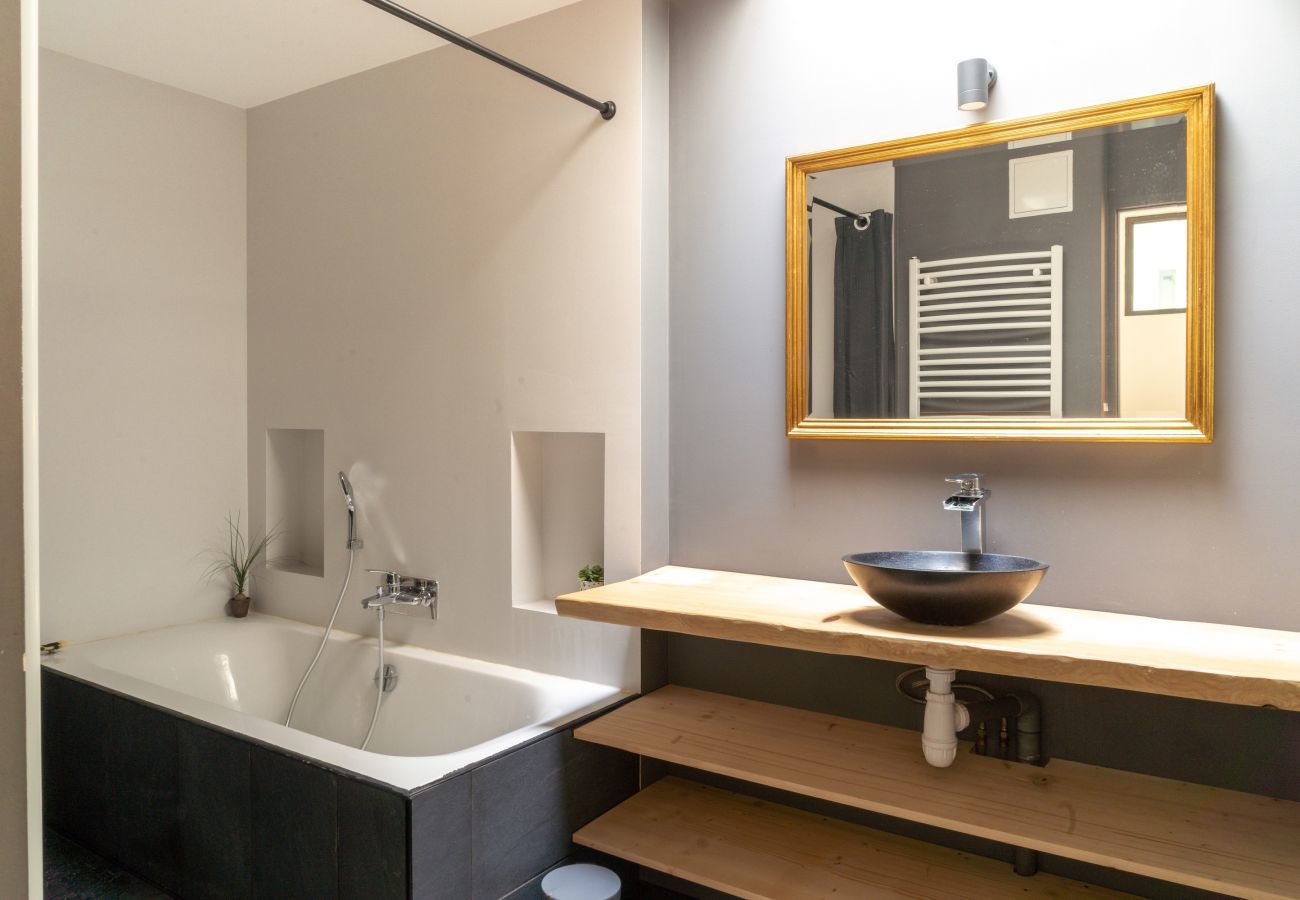 House in Nantes - Charming house with flower garden in Nantes