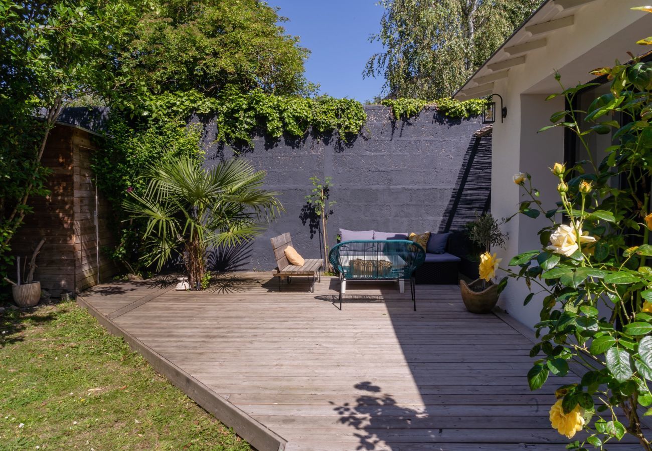House in Nantes - Charming house with flower garden in Nantes