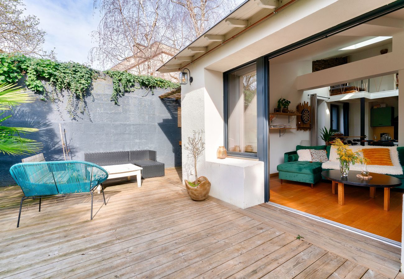 House in Nantes - Charming house with flower garden in Nantes