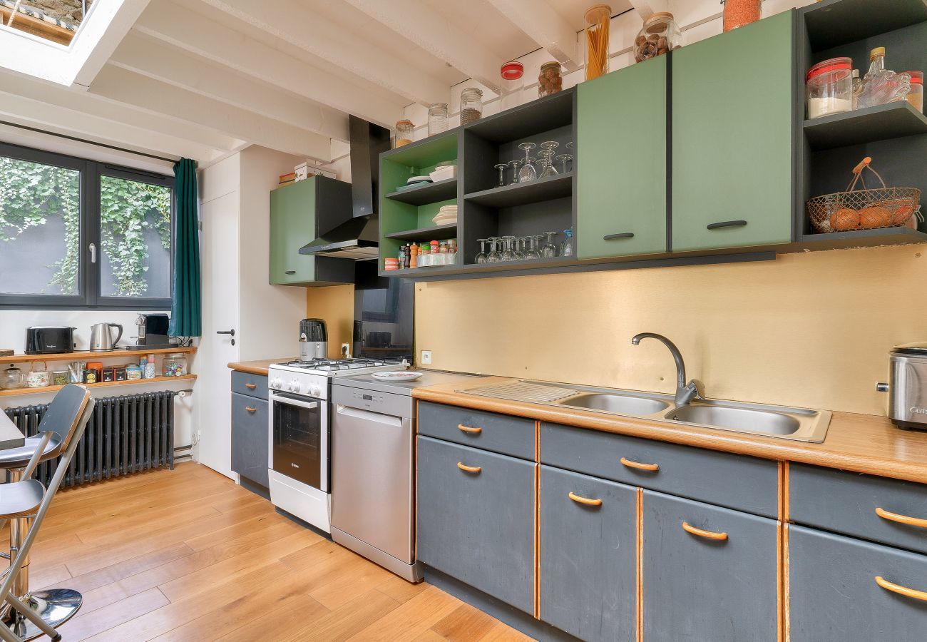 House in Nantes - Charming house with flower garden in Nantes