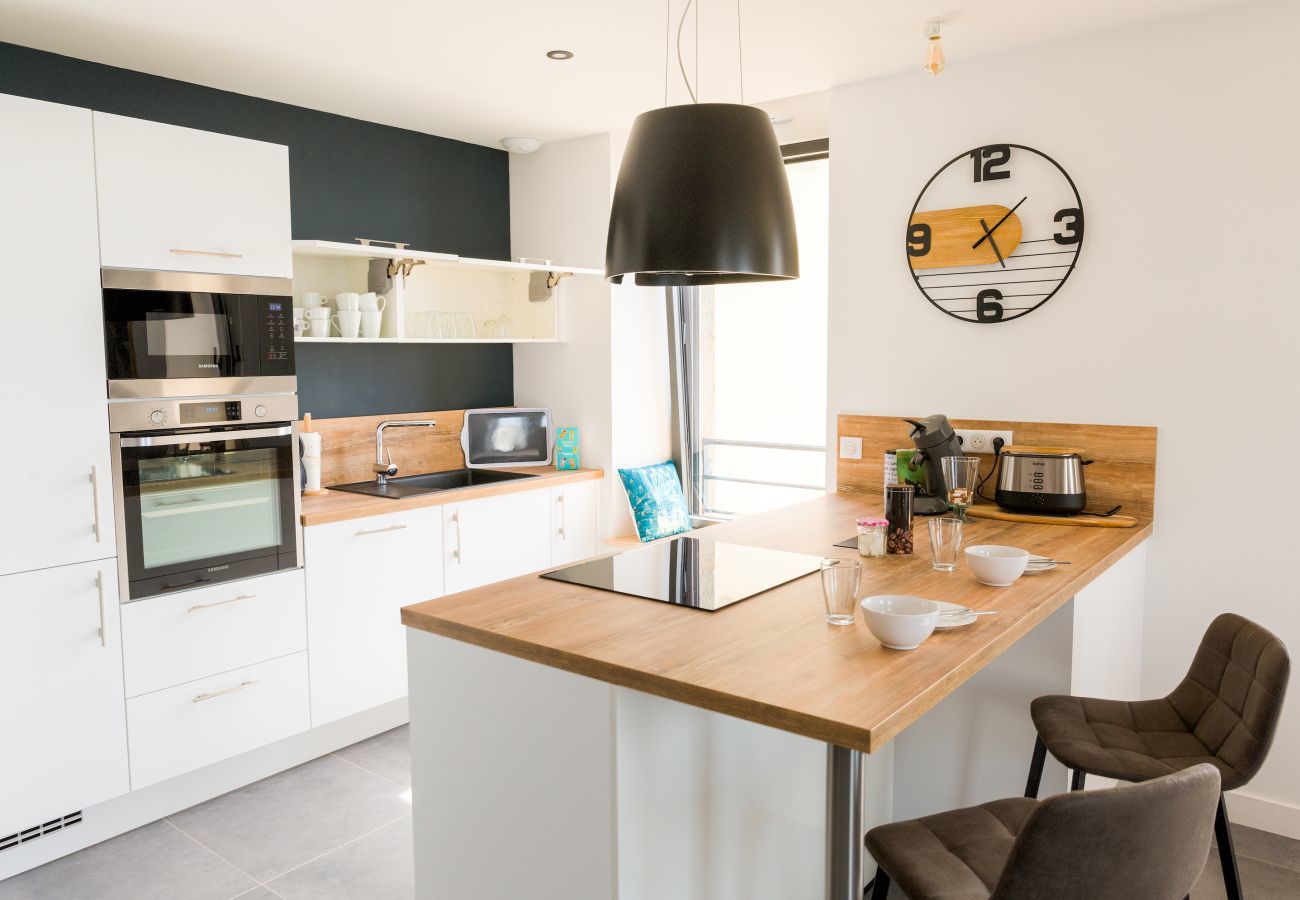 Apartment in Ile Tudy - 4 person flat with sea view 