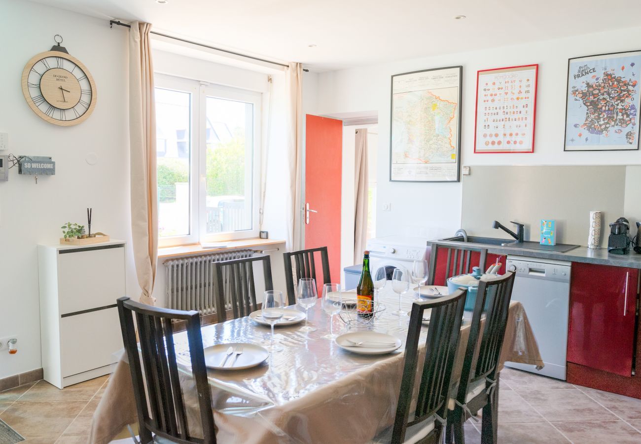 House in Plomeur - Holidays for 8 at the gates of Guilvinec.