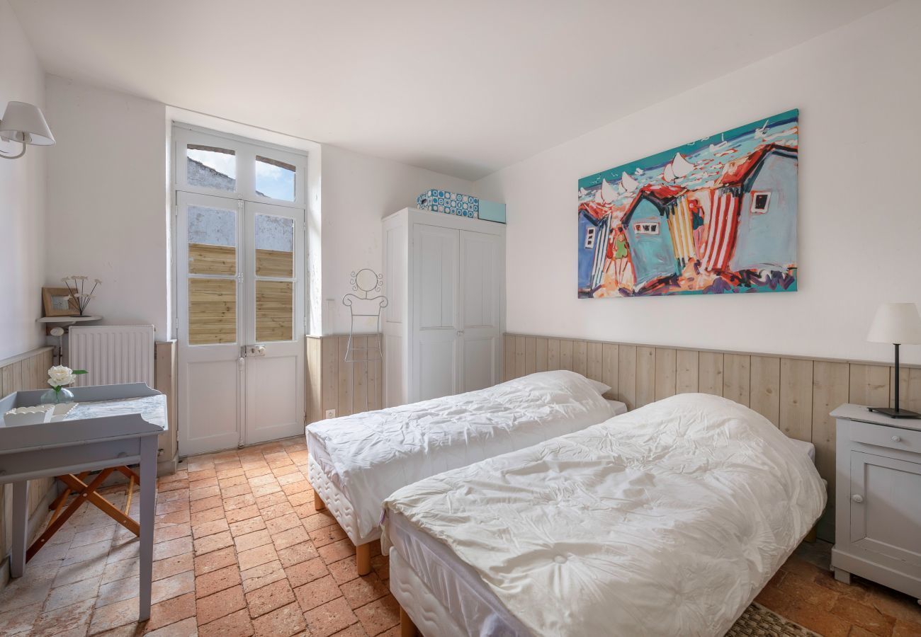 House in Préfailles - Family villa for 11 people 300m from the sea