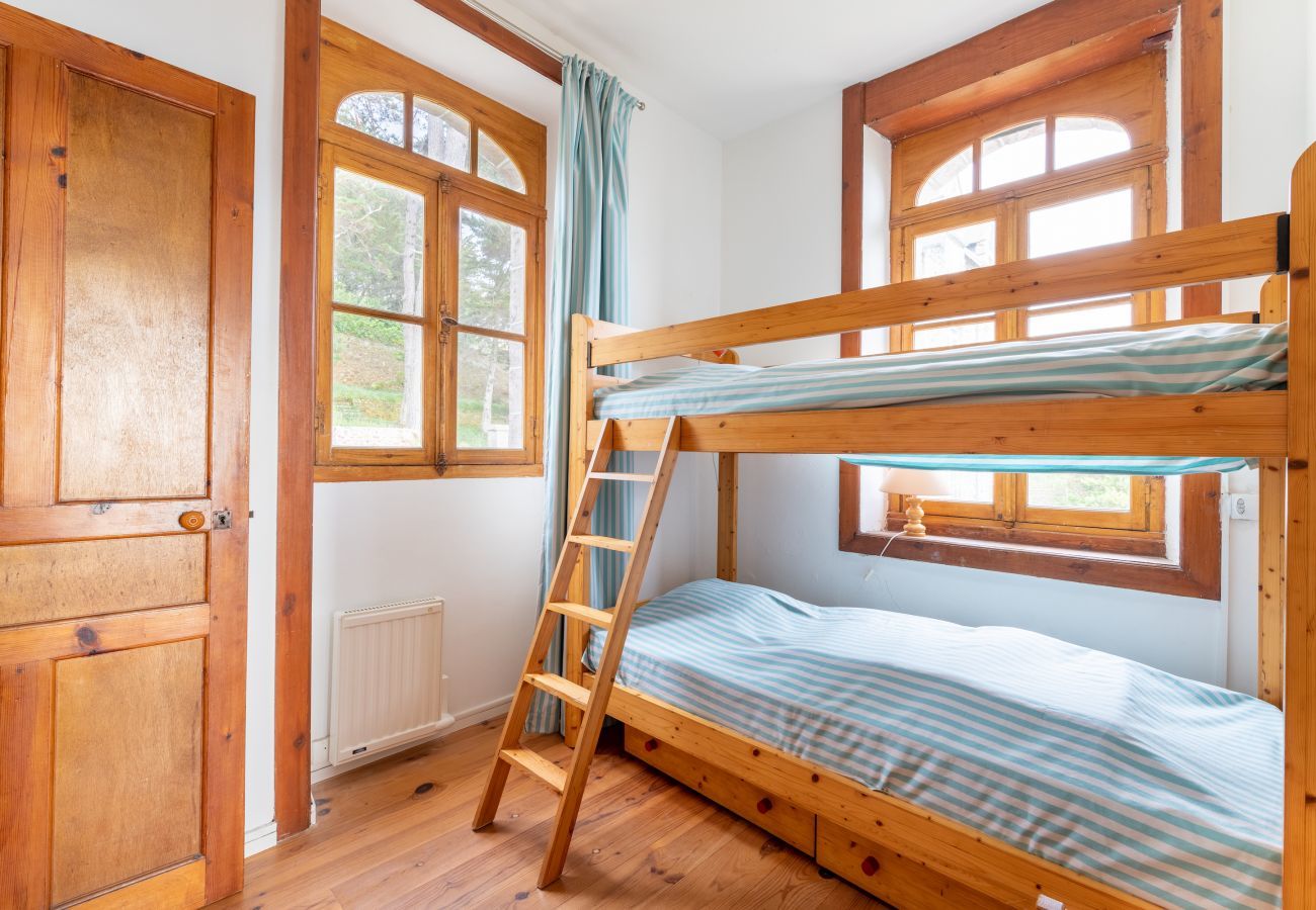 Apartment in Pléneuf-Val-André - Breathtaking view of the sea for 7 people in Pléneuf