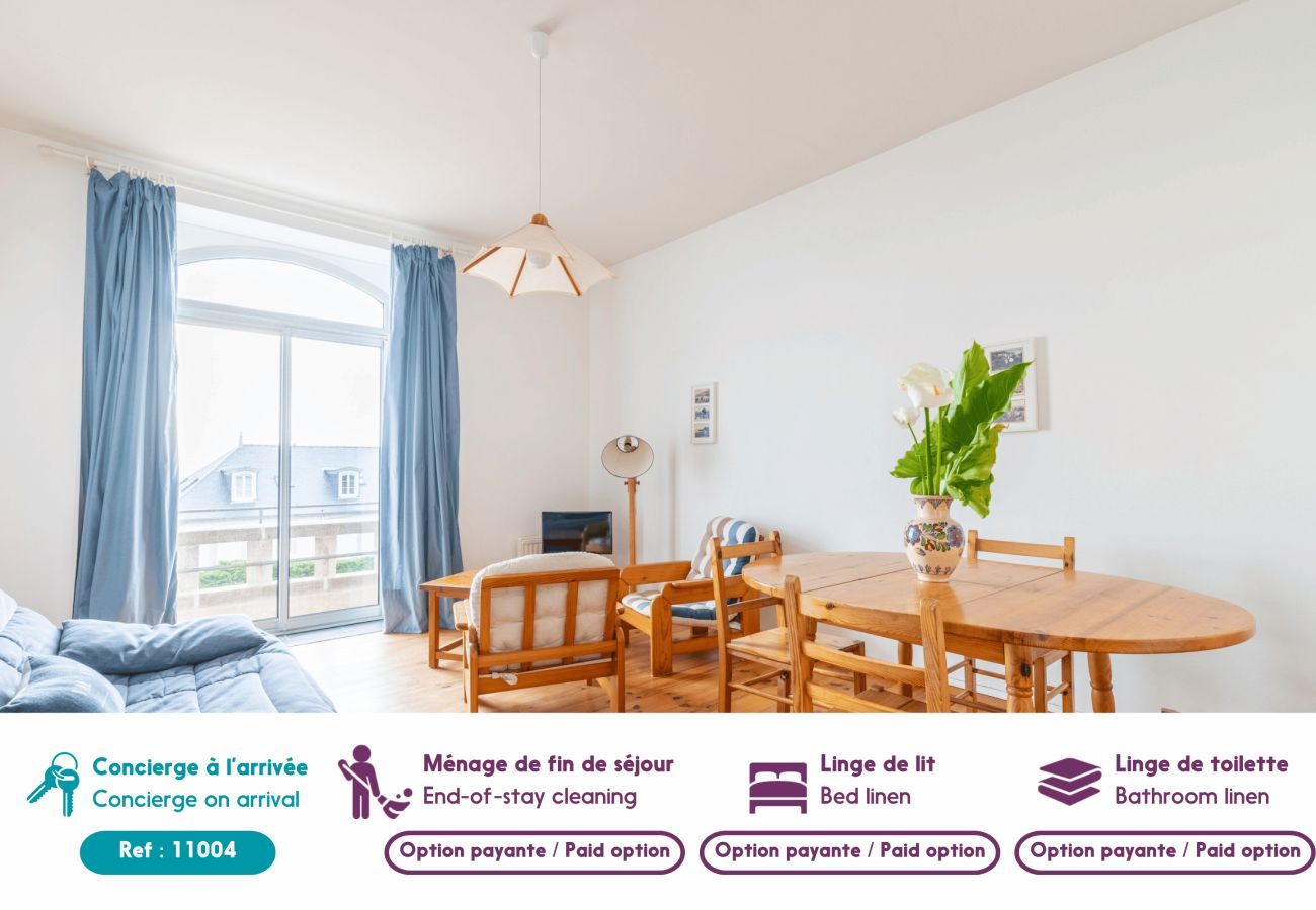 Apartment in Pléneuf-Val-André - Breathtaking view of the sea for 7 people in Pléneuf