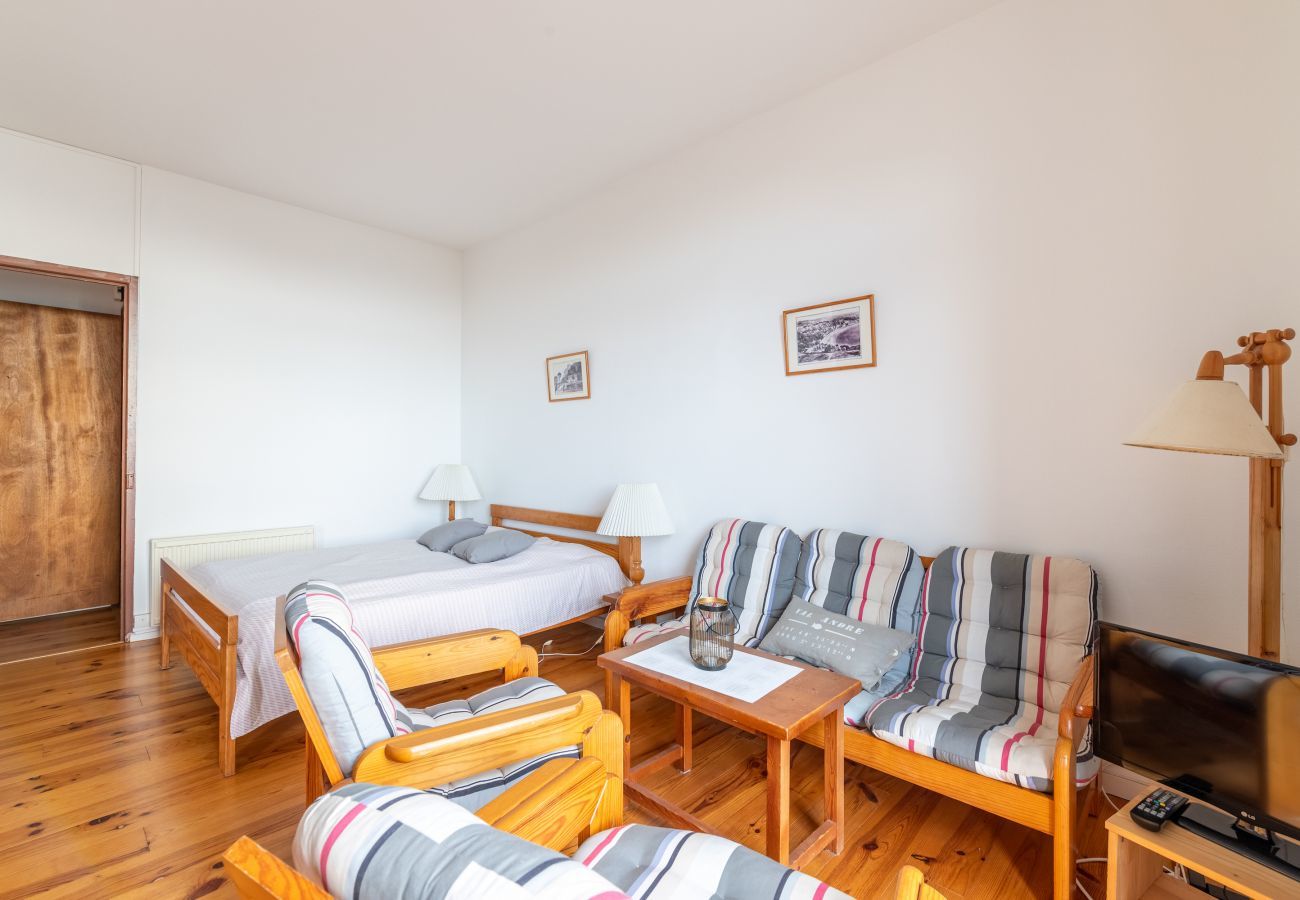 Apartment in Pléneuf-Val-André - Waterfront Stay in Pléneuf-Val-André