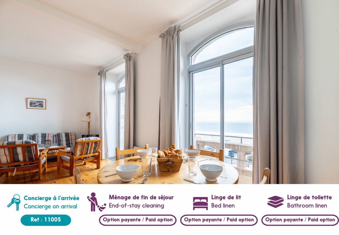 Apartment in Pléneuf-Val-André - Waterfront Stay in Pléneuf-Val-André