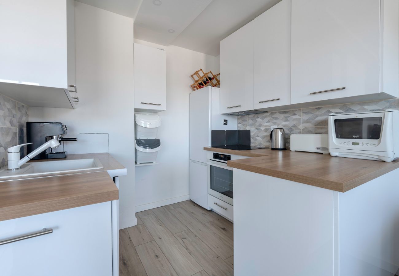 Apartment in Pornichet - At 30 meters from the beach, nice flat for 6