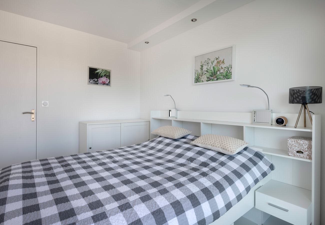 Apartment in Pornichet - At 30 meters from the beach, nice flat for 6