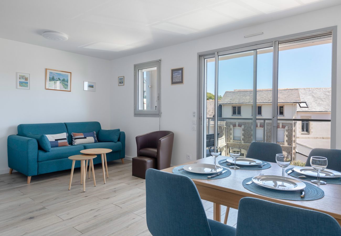 Apartment in Pornichet - At 30 meters from the beach, nice flat for 6