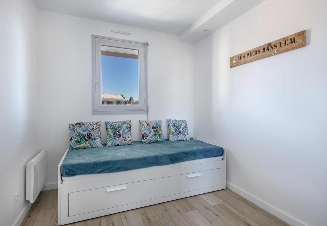Apartment in Pornichet - At 30 meters from the beach, nice flat for 6